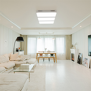 Wall Interior Design Using Tambour Design Louver